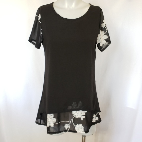 Chao Han Xuan Tops - CHAO Han Xuan‎ Embroidered layer chiffon